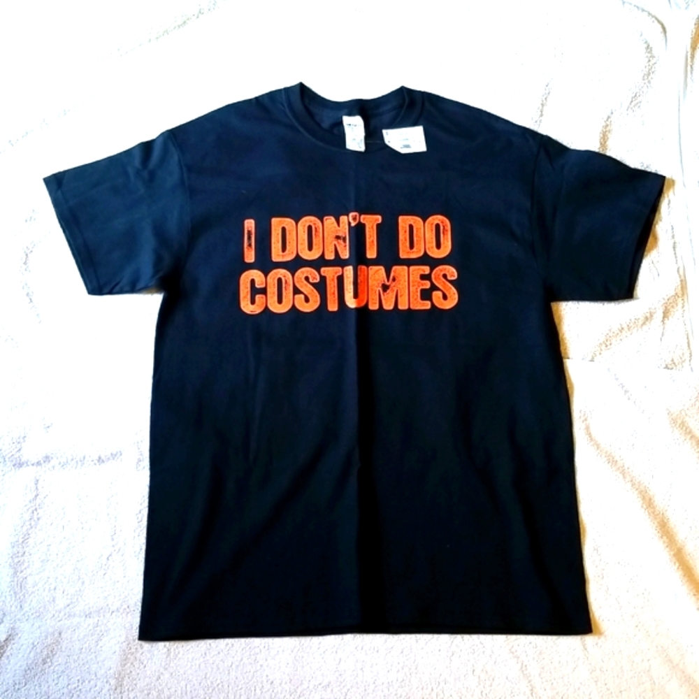 🎃 NWT Large Gildan heavy 100% cotton Halloween short sleeve tshirt 🎃